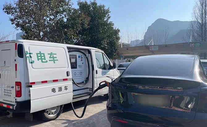 邛崃汽车搭电