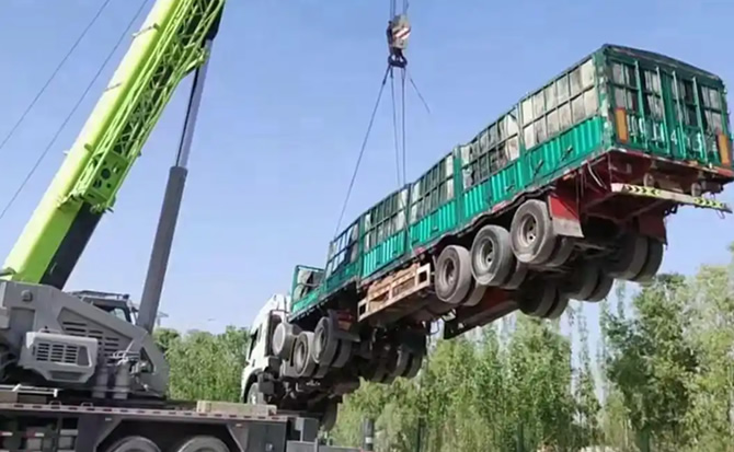 邛崃道路脱困救援案例